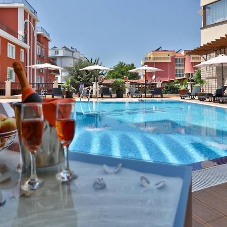 Vip Club Dolphin Coast Aparthotel Pantai Sunny Luaran gambar