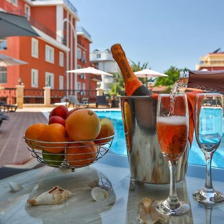 Vip Club Dolphin Coast Aparthotel Pantai Sunny Luaran gambar